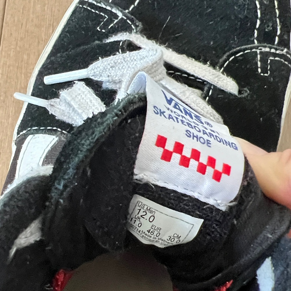 VANS Black and White High-Top - Picture 6 of 6